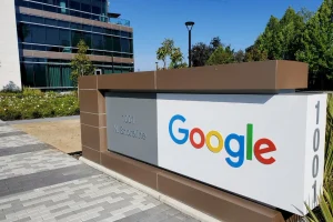 Google ще далеко попереду: пошуковики отримують майже у 20 разів більше відвідувань, ніж ШІ-чатботи